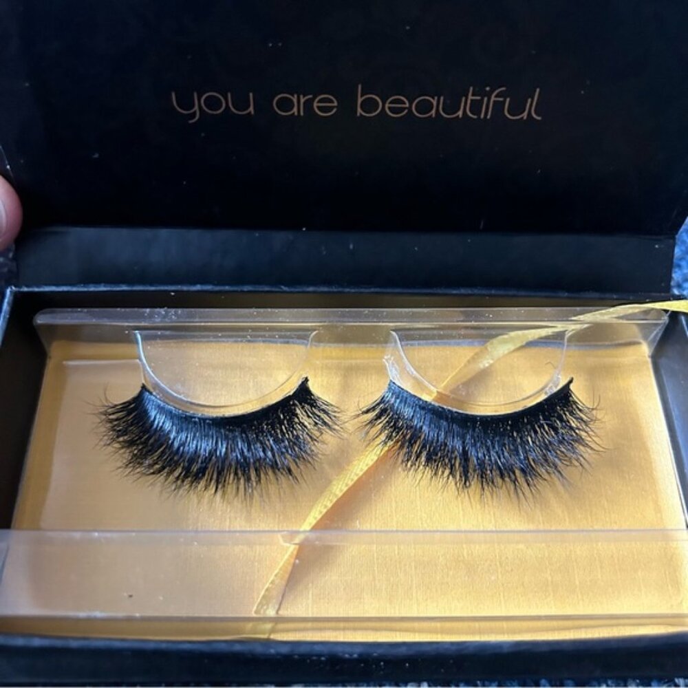 Love For Lashes 100% Siberian Mink False Lashes Black
